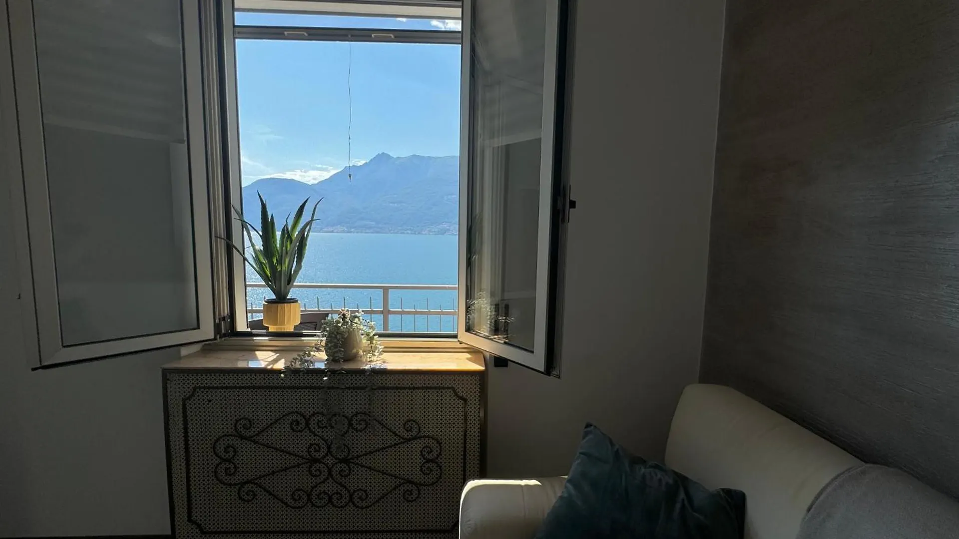 La Vista Sul Lago Di Como بيلانو 0*,  إيطاليا